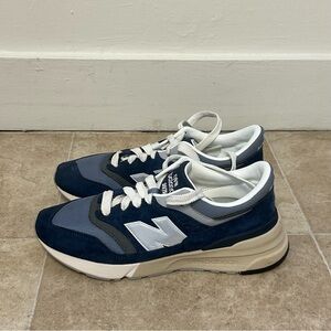 New Balance 997R Low Navy Arctic Grey shoes men’s size 9